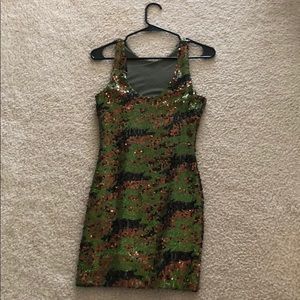 Never worn, no tags